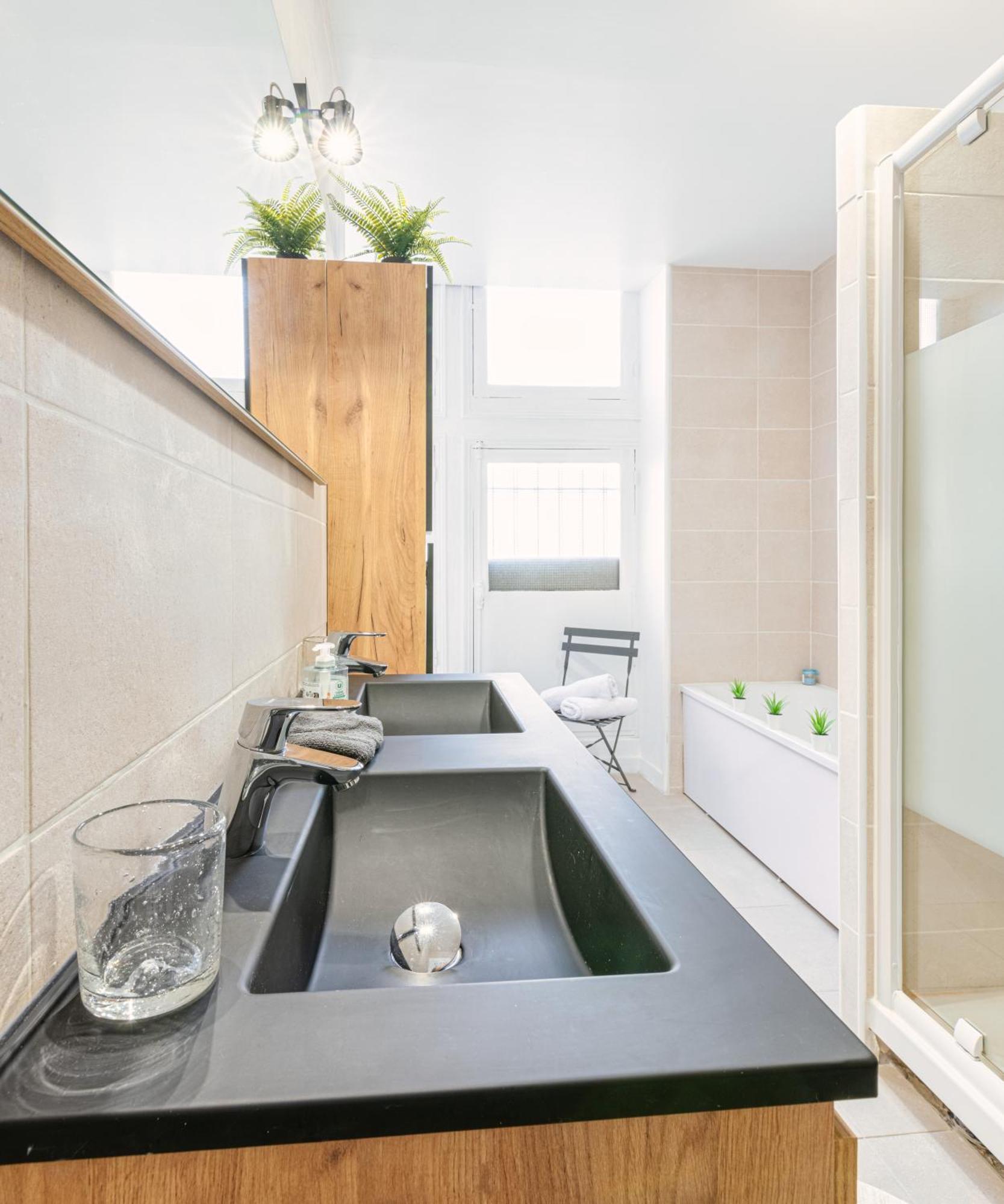 Appartement Immeuble Le Bringer 180M2 Marvejols Exterior foto